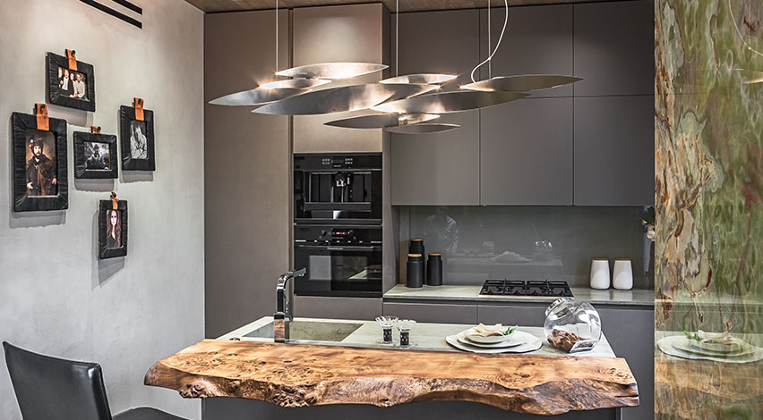 I LUCCI ARGENTATI | HOUSE IN RUSSIA