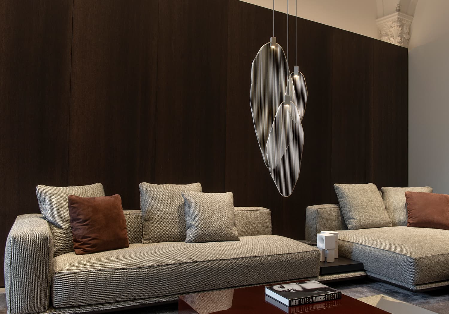 Harpe, the sound of light.