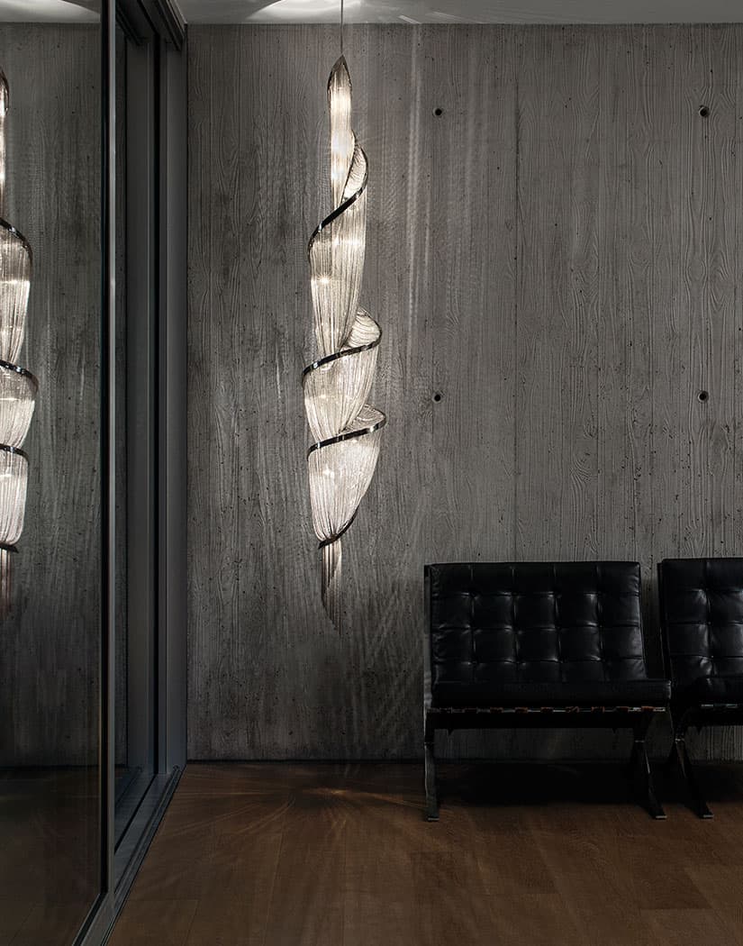 Epoque, cyclical light.