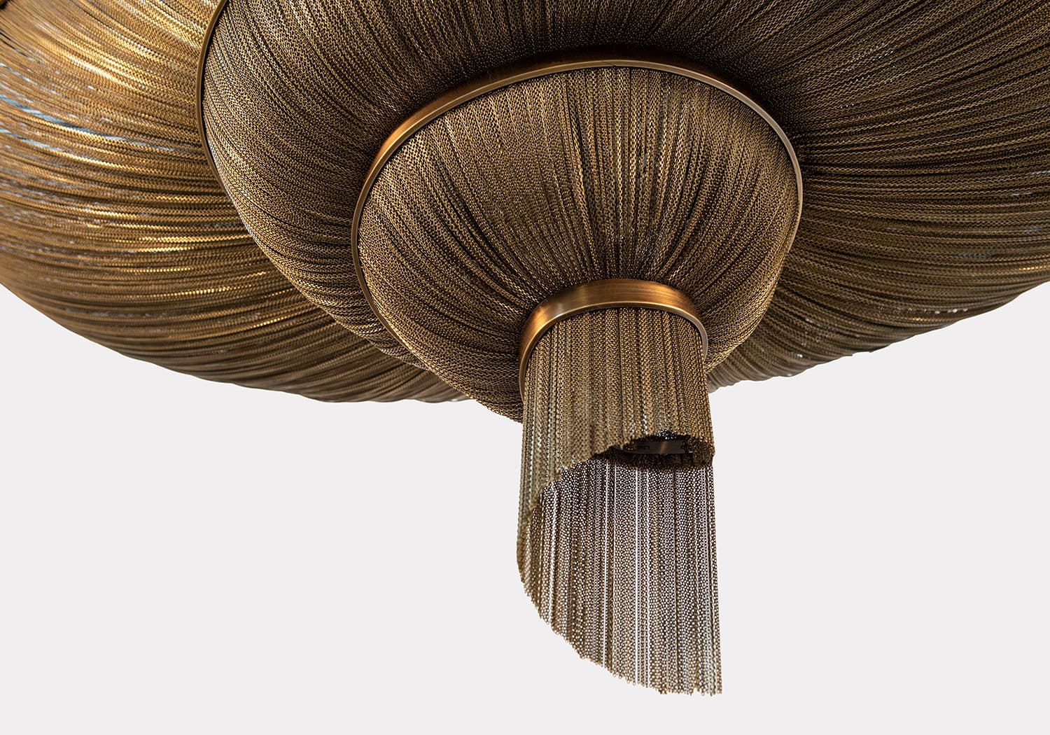 Epoque, cyclical light.