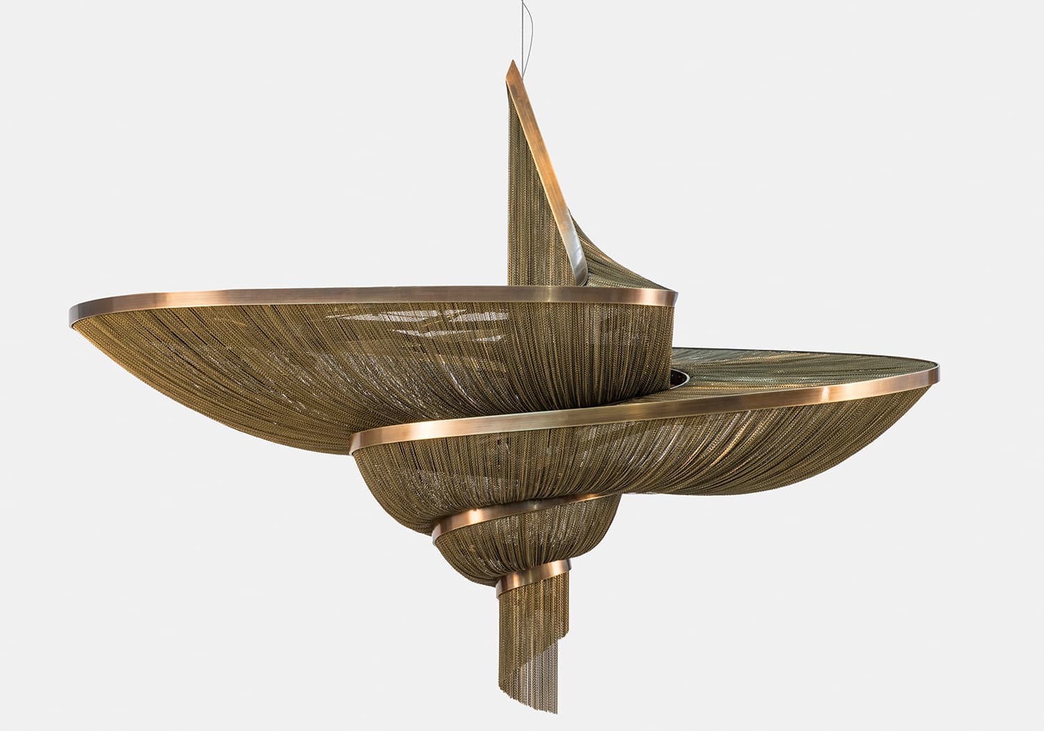 Epoque, cyclical light.